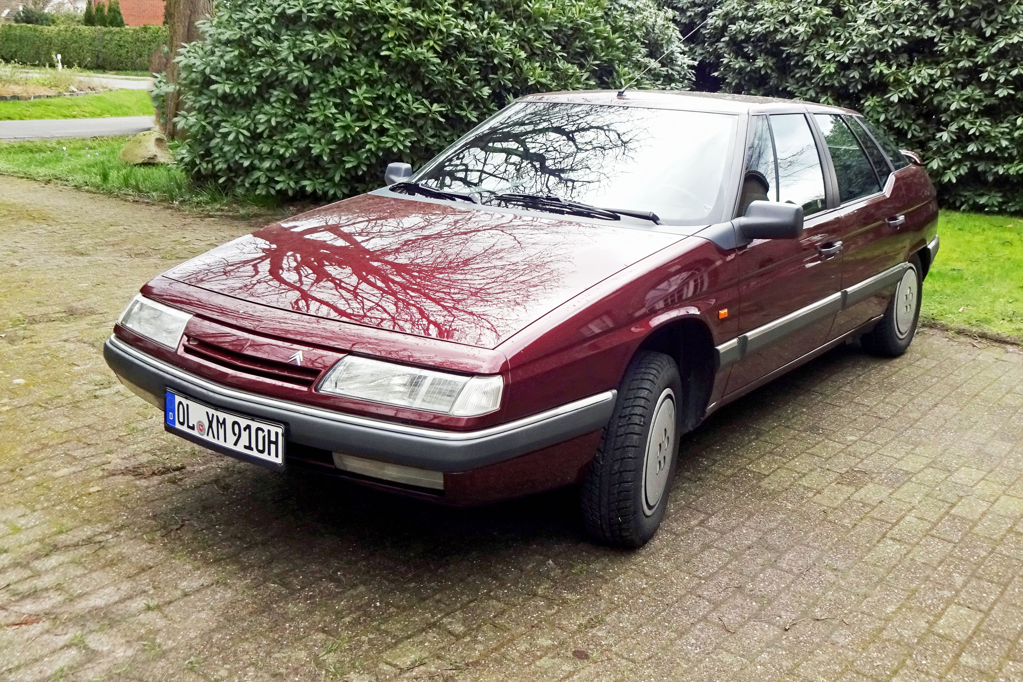 Butte Citroen XM.jpg